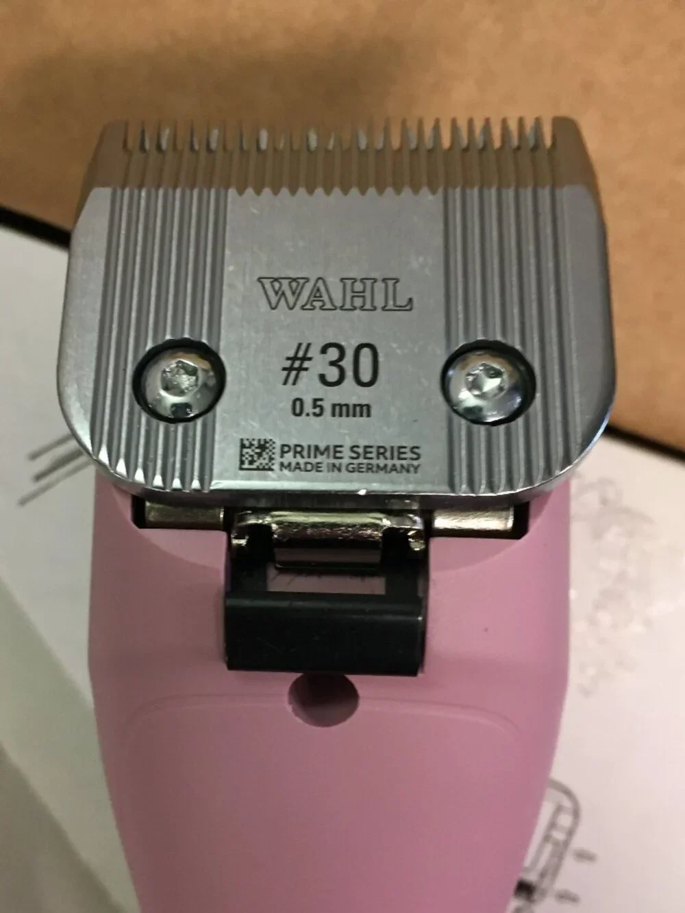 EXC Wahl Pro Animal KM2+ Corded Pet Clippers 2 Speed Pink Box #30 Blade